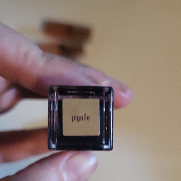 Stila Liquid Shimmer Amd Glow Eyeshadow Collection - Metallic Hues - Picture 6 of 8